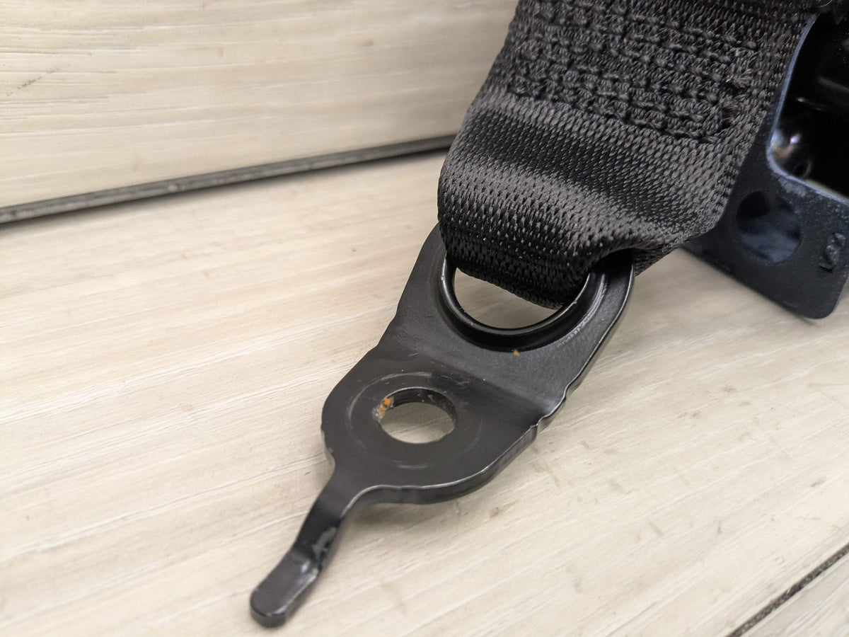 22-24 OEM BMW G26 430 M440 Rear Left Right Seat Belt Seatbelt Retractor Black
