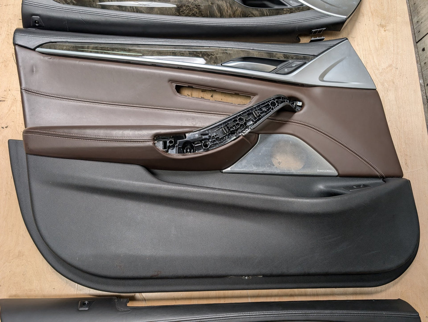 17-20 OEM BMW G30 Front Rear Interior Trim Door Panels SET Leather Brown
