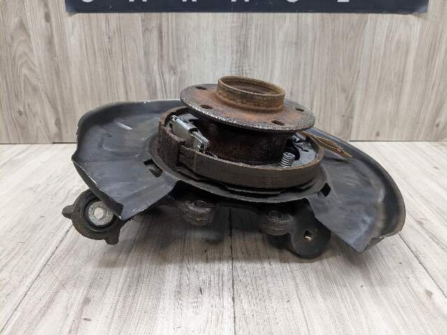 2016 BMW 340i F30 Front Right Passenger Spindle Knuckle w/ Bearing 6853820