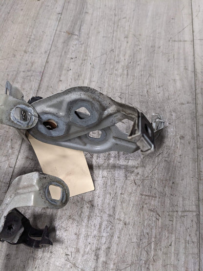 2013 BMW 535xi F10 Front Left Driver Fender Brackets SET 41357207209 11-16 OEM BMW F10 528 535 550 Front Right Side Fender Bracket Wing Holder SET