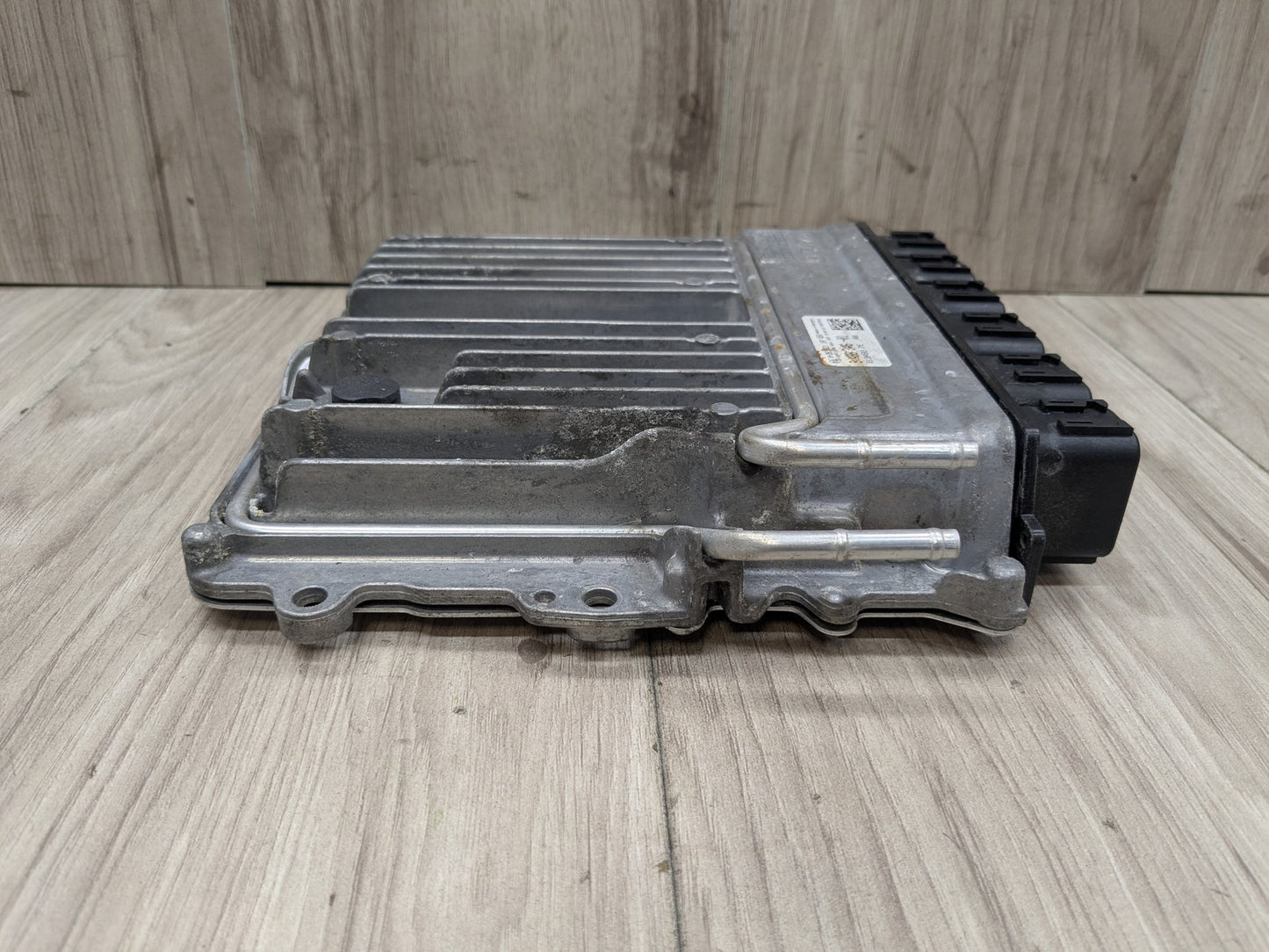 OEM BMW G11 G12 G30 M550 750 DME ECU N63R Engine Control Module Computer 880