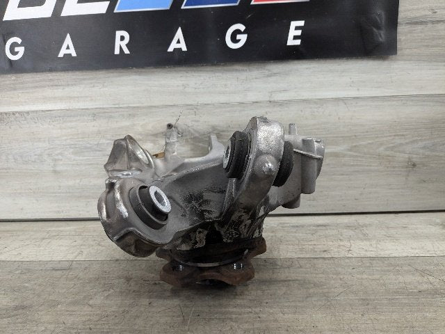 OEM BMW G20 330 M340 REAR Right Passenger Knuckle Wheel Hub Spindle Bearing