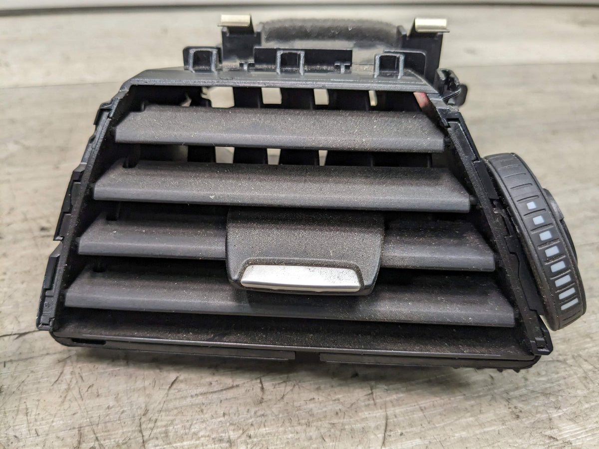 12-20 OEM BMW F30 F32 F33 F82 F83 M4 Left Driver Air AC Vent Dash Grille