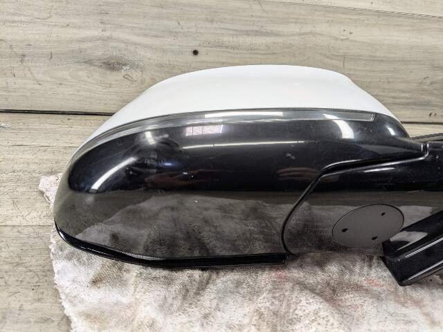 2014 - 2018 BMW X5 F15 Front Right Passenger Side Mirror Assembly 7364002 N55B30M0