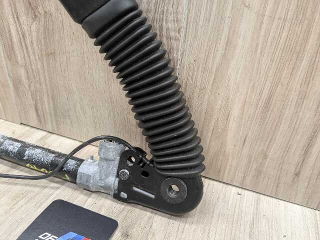 2012 BMW Alpina B7 F02 Front Right Passenger Seatbelt Seat Belt Buckle 9115306