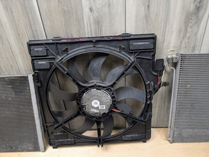 09-19 *NOTE* BMW X5M X6M Engine S63R Radiator Condenser Fan Shroud ASSEMBLY E70