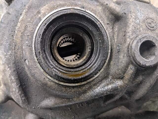 2010 - 2015 BMW 750i F01 Front Axle Carrier Differential 7619363 N63B44O1