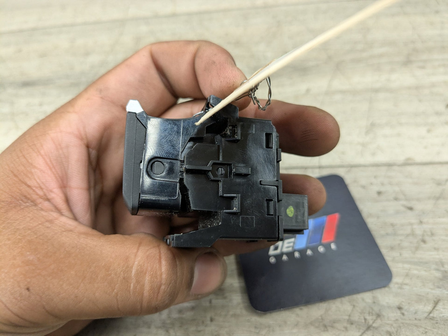 18-24 OEM AUDI Q5 SQ5 Center Console Electronic Emergency Parking Brake Switch