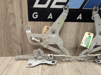 OEM BMW F15 F16 F85 F86 X5 X6 Left Right Hood Hinge Support Bracket SET White