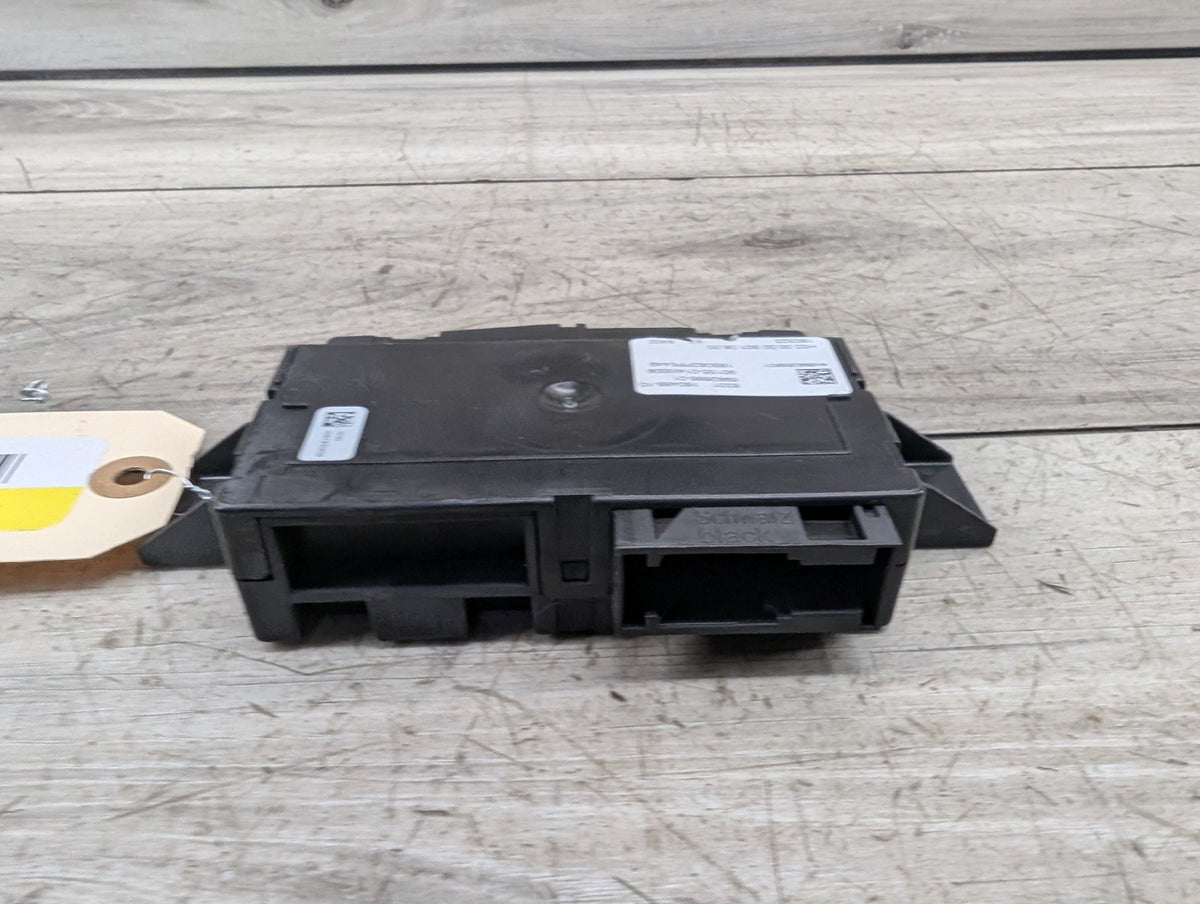 Pre-LCI OEM BMW F90 G11 G12 G30 G32 Interior Light Lamp Control Module