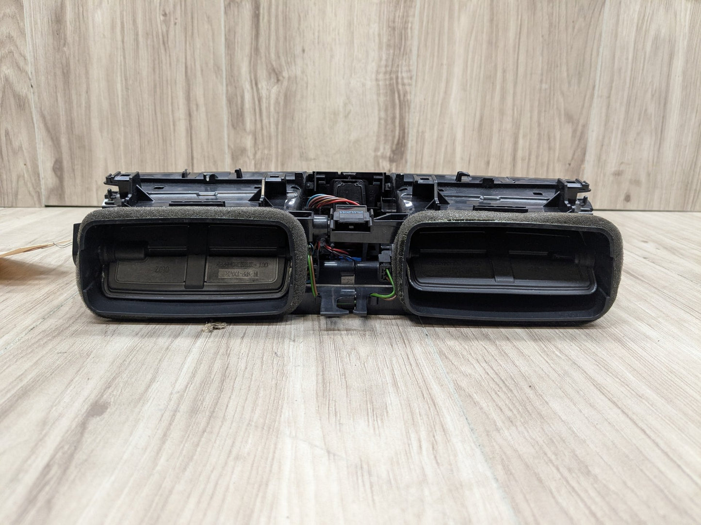 OEM BMW F30 F32 F33 F36 F80 F82 F83 M3 M4 Front Dash Central AC Air Vent Grille