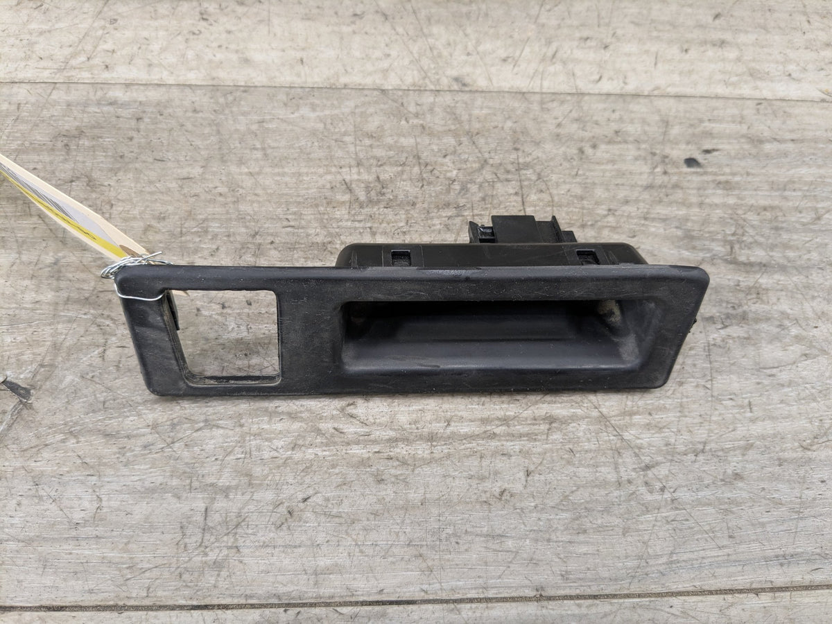 OEM BMW F22 F23 F30 F32 F36 F80 F82 F87 M3 M4 Trunk Lid Release Switch Handle