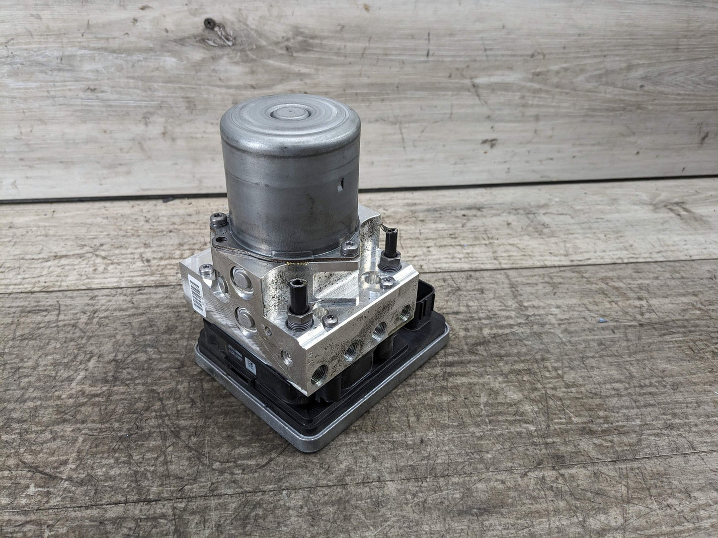 2018 BMW 540i G30 ABS Pump Module 6889210 16-20 OEM BMW G30 G32 G11 G12 750 DSC ABS Pump Computer Unit Anti Lock Brake