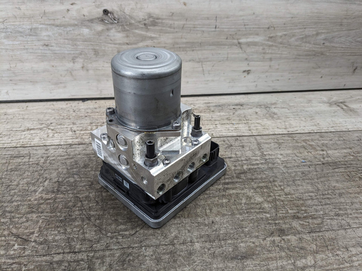 2018 BMW 540i G30 ABS Pump Module 6889210 16-20 OEM BMW G30 G32 G11 G12 750 DSC ABS Pump Computer Unit Anti Lock Brake OEM