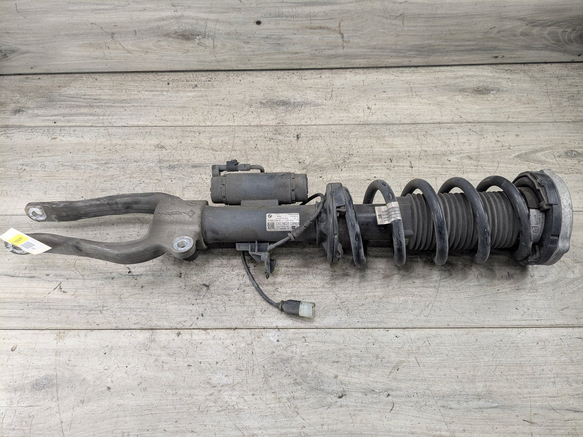 17-23 OEM BMW G30 M550iX Front Left Driver Spring Strut Shock Absorber VDC