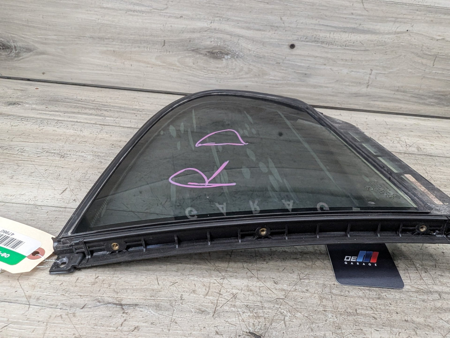 2017 BMW 740i G12 Rear Left Driver Door Window Glass 7384217 16-22 OEM BMW G12 740 750 M760 B7 Rear Left Driver Door Quarter Fixed Glass