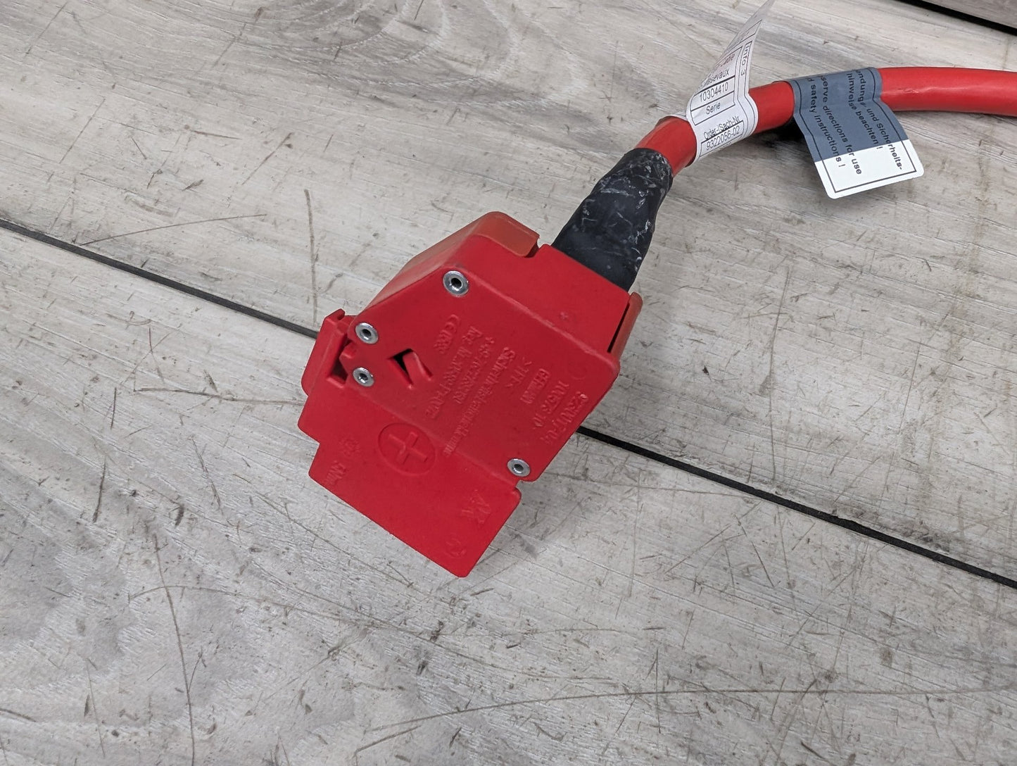 OEM BMW F15 F16 F85 F86 X5 X6 X5M Positive Plus Battery Pole Terminal Red Cable
