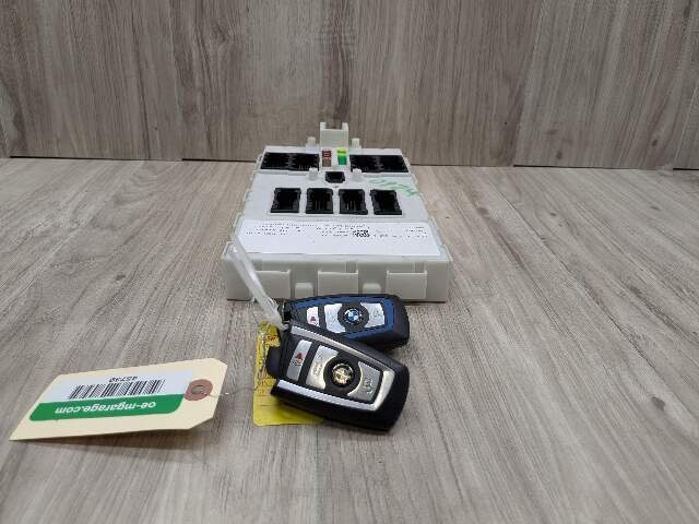 OEM BMW F30 F32 F33 F36 F80 F82 M3 M4 Body Control Junction Box Module FEM + Key