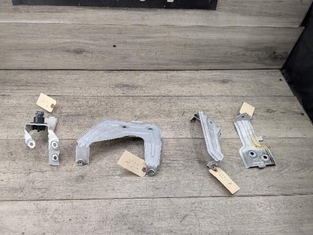 18-24 OEM BMW G01 G02 F97 F98 X3 X4 Left Driver Fender Wing Holder Bracket SET