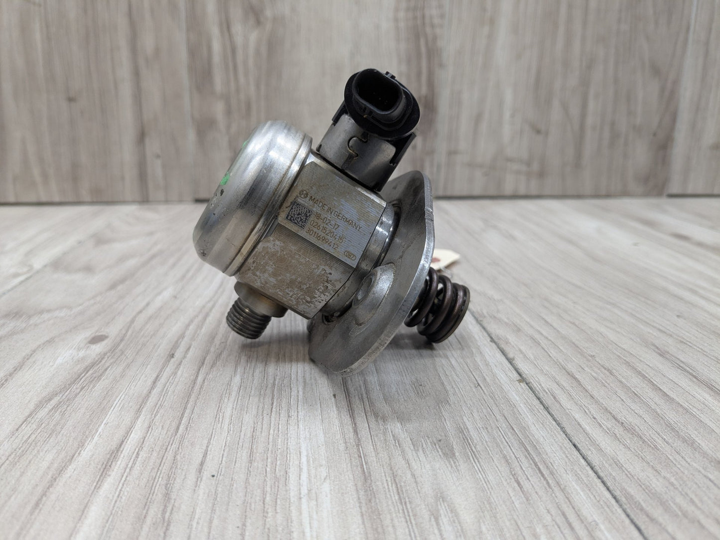 16-20 OEM BMW G11 G12 750 G30 M550 Engine N63R HPFP High Pressure Fuel Pump 5-8