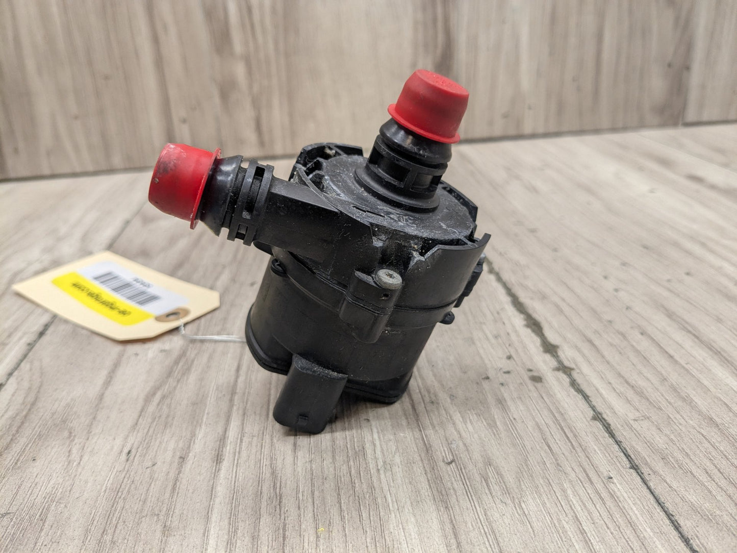 16-19 OEM BMW G11 G12 G30 M550 750 M760 Auxiliary Electric Coolant Water Pump