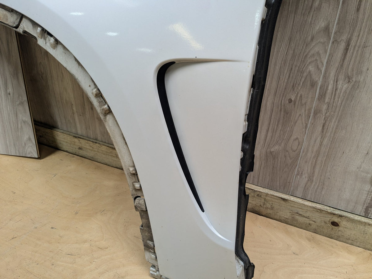 14-18 OEM BMW F15 X5 Front Left Driver Side Fender Panel MINERALWEISS METALLIC (A96)