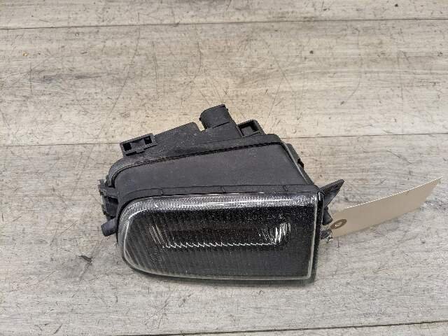 1996 - 2003 BMW Z3 E36 Front Left Driver Bumper Fog Lamp Light 8377941 M54B25O0