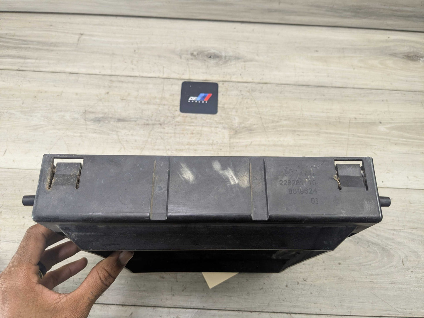 2018 BMW M550i G30 Left or Right Secondary Auxiliary radiator 8619383 OEM BMW F90 F93 G12 G16 G30 M5 M8 Secondary Auxiliary Coolant Remote Radiator