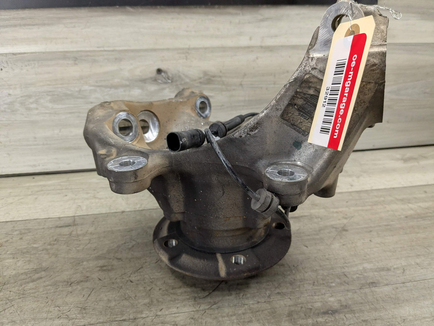 14-20 OEM BMW F22 F23 RWD Front Right Passenger Side Spindle Hub Carrier Knuckle