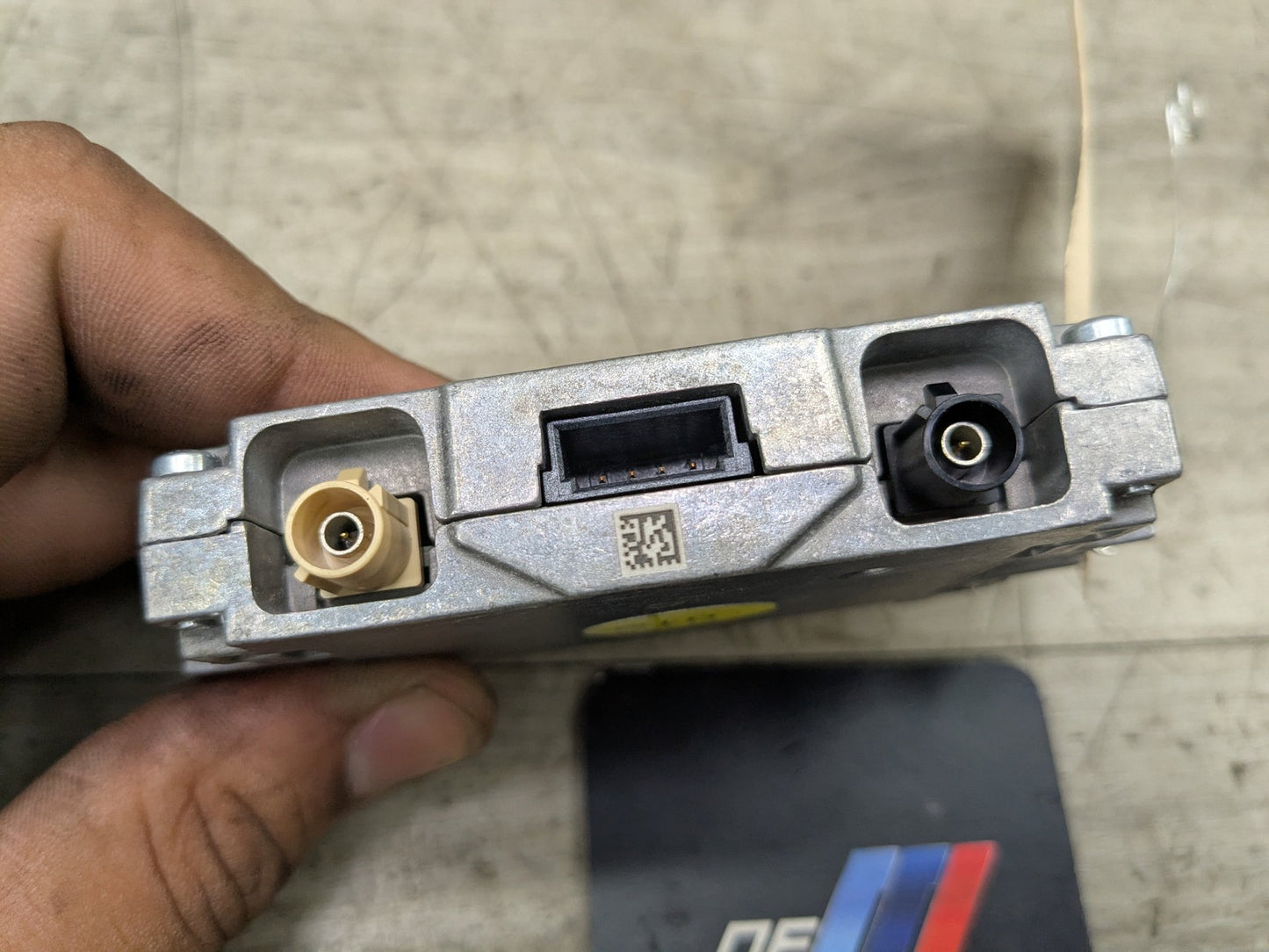19-24 OEM AUDI Q5 Q7 SQ7 Q8 SQ5 Antenna Emergency Mini Amplifier Control Module