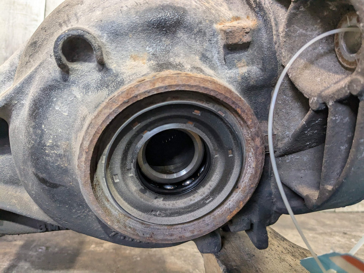 2012 BMW X5 E70 Rear Axle Carrier Differential k 7552523