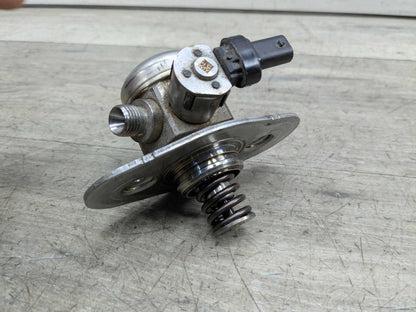 16-20 OEM BMW G11 G12 750 G30 M550 Engine N63R HPFP High Pressure Fuel Pump