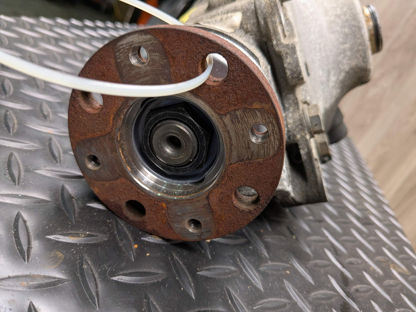 2015 BMW 335i F30 Front Axle Carrier Differential 7584519 OEM BMW F30 F32 F33 F36 xDrive AWD Front Differential Axle Gearbox Carrier 3.23