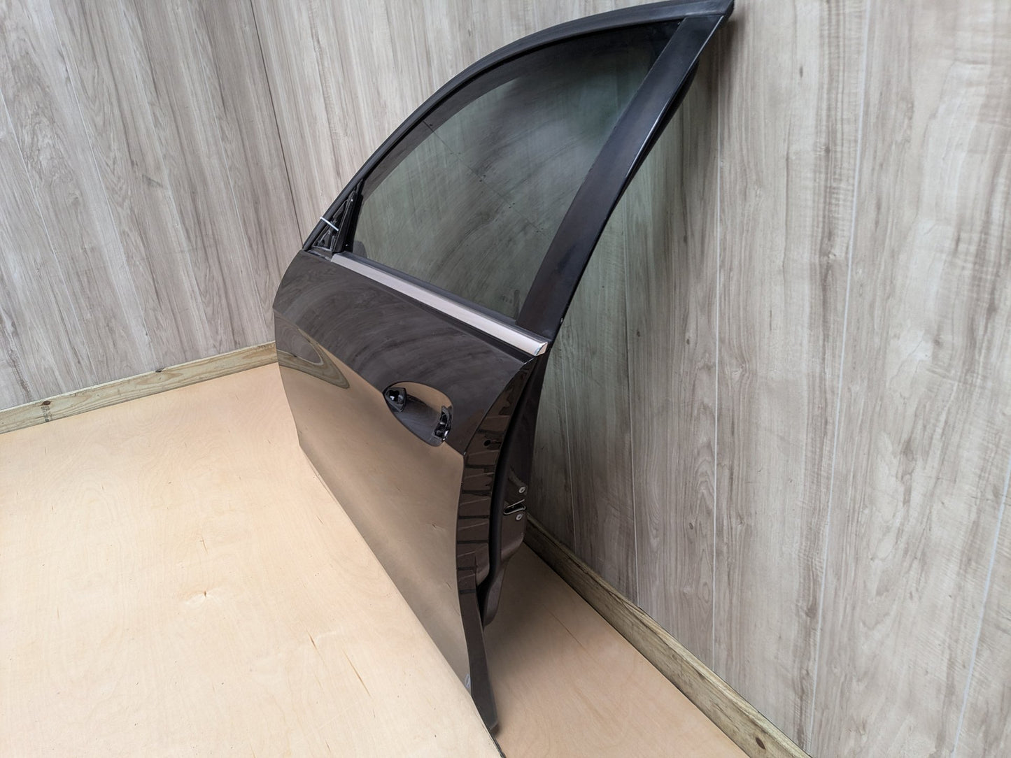 10-16 OEM Mercedes W212 E350 E400 E550 Front Left Driver Door Shell Panel Black 197 (Obsidian black- Metallic finish)