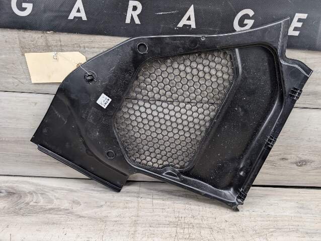OEM BMW F90 M5 G30 530 540 M550 Front Right Engine Support Sealing Cover Trim