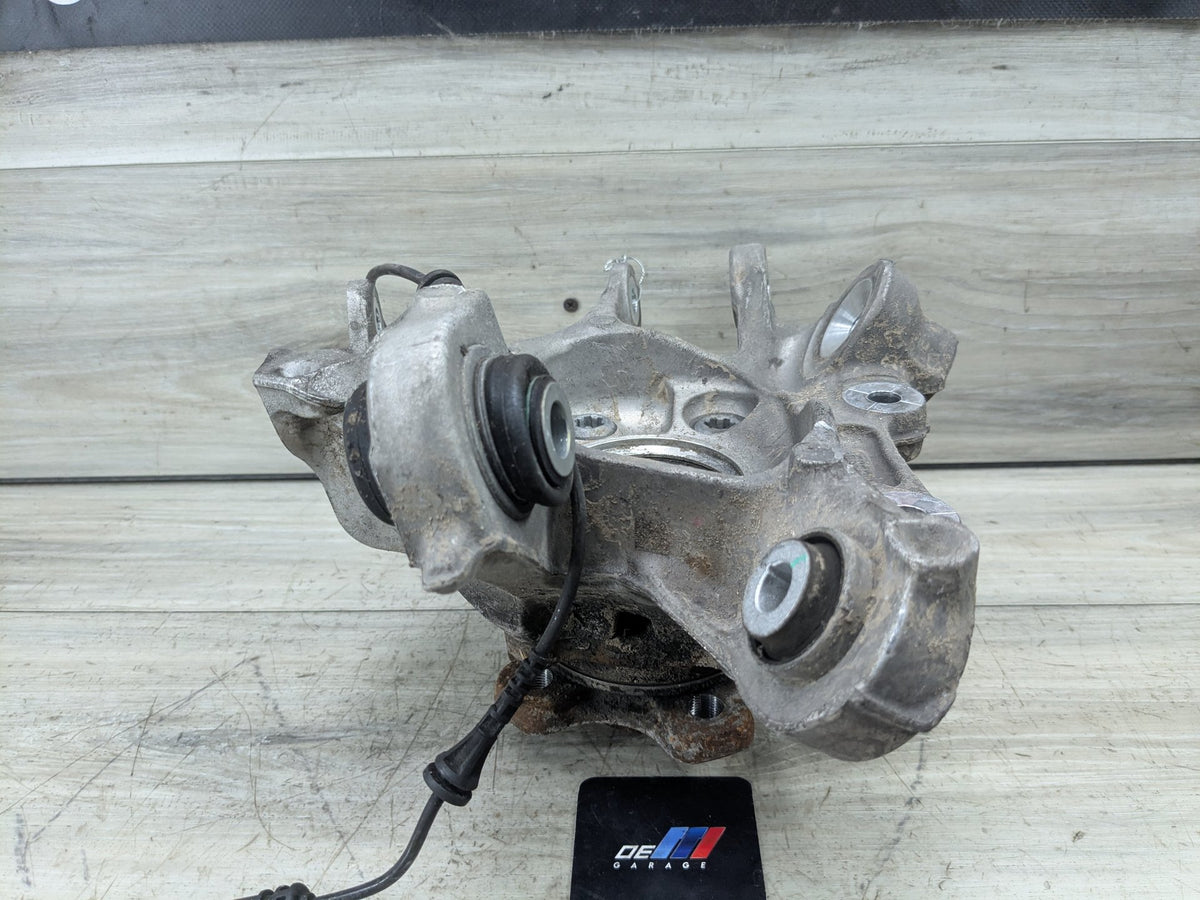 2021 BMW M340i G20 Rear Left Driver Spindle Knuckle w/ Bearing 6899305 19-25 OEM BMW G20 330 M340 REAR Left Driver Knuckle Wheel Hub Spindle Bearing OEM