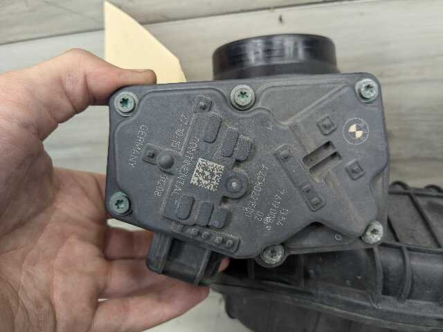 16-23 OEM BMW F90 G12 G30 750 Right Passenger Engine N63 S63 Intake Manifold 1-4