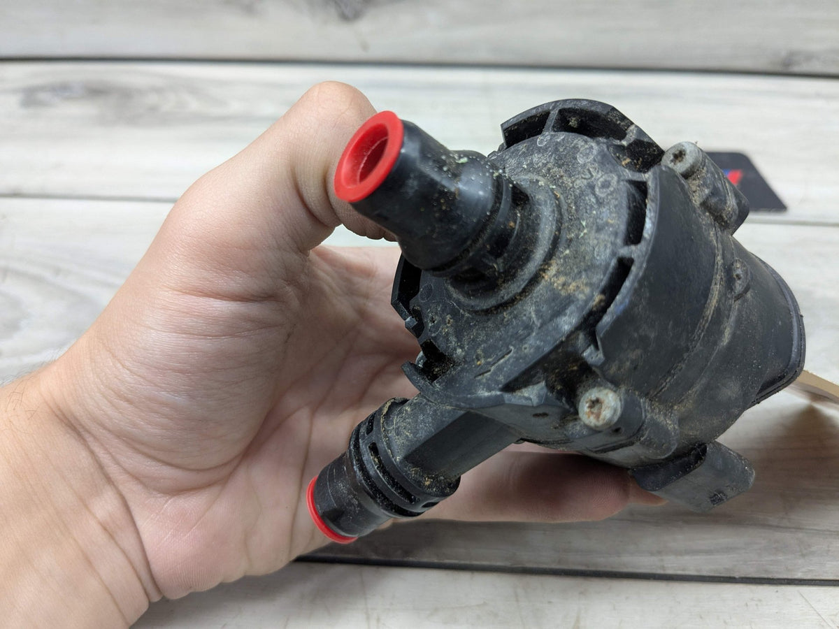 OEM BMW F90 F93 G11 G12 G16 G30 M5 Engine Electric Auxiliary Water Coolant Pump