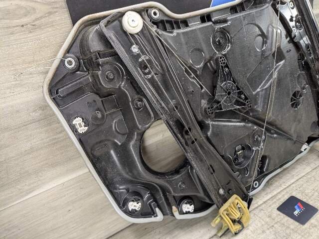 OEM BMW G20 G80 330 M340 M3 FRONT Right Passenger Door Window Regulator Motor