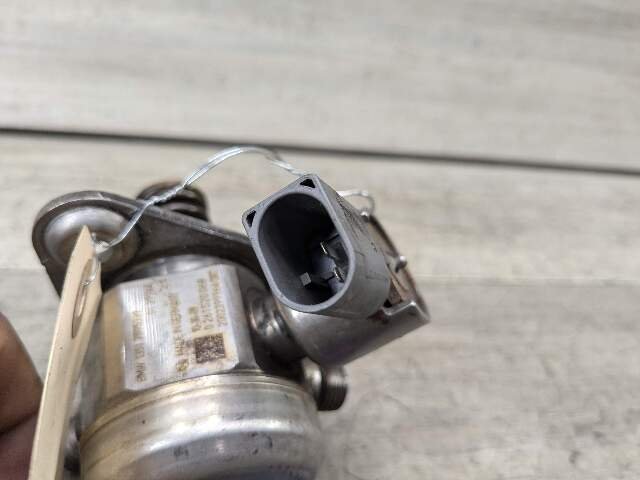 10-14 OEM BMW E70 F02 F10 F12 X5 X5M Engine N63 S63 HPFP High Pressure Fuel Pump