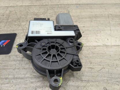2020 BMW 330i G20 Front Left Driver Door Window Glass Regulator Motor 8495869 OEM BMW G20 G80 330 M340 M3 Front Left Driver Door Window Regulator Motor