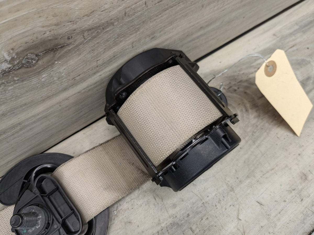 14-18 OEM BMW F15 X5 Rear Right Passenger Seatbelt Seat Belt Retractor Beige