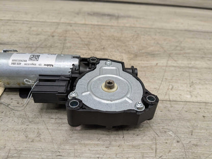 2020 BMW M340i G20 Sunroof Sun Roof Glass Motor 7424804 OEM BMW G20 G22 G26 G42 G80 G82 G87 M2 M3 M4 Sunroof Moonroof Motor Drive Unit