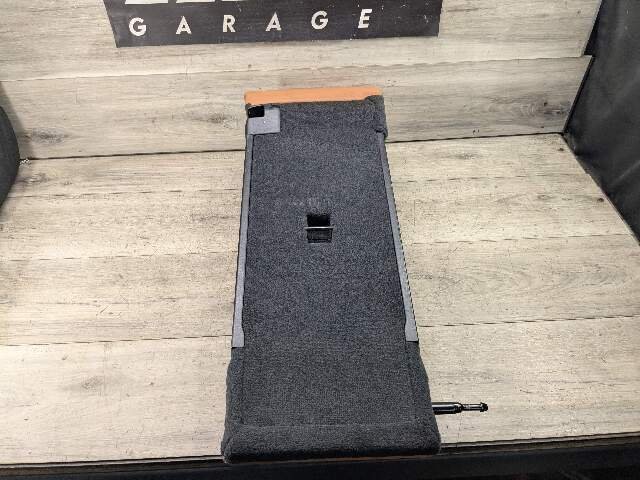 2019 - 2026 BMW X5 G05 Rear Center Middle Seat W/ Cupholder Armrest Assembly 7499801 B58B30M1