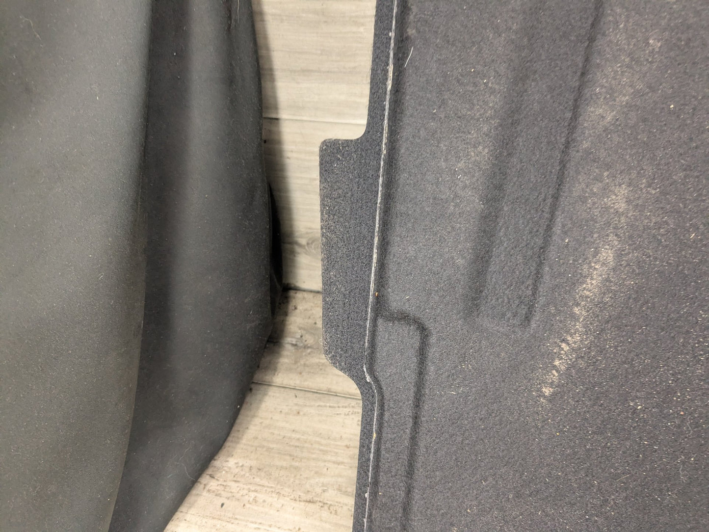 2013 Mercedes-Benz E550 E-Class A207- Rear Trunk Cargo Floor Carpet Spare Tire Cover PN: 0