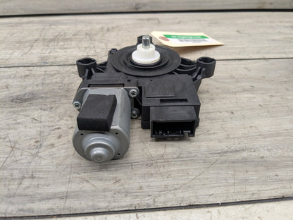 2020 BMW 330i G20 Rear Left Driver Door Window Glass Regulator Motor 8495871 OEM BMW G20 G80 330 M340 M3 REAR Left Driver Side Door Window Regulator Motor