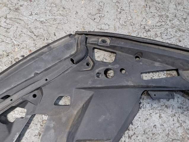 OEM BMW F95 F96 G05 G06 X5 X6 Right Passenger Engine Bay Cover Panel Seal Trim