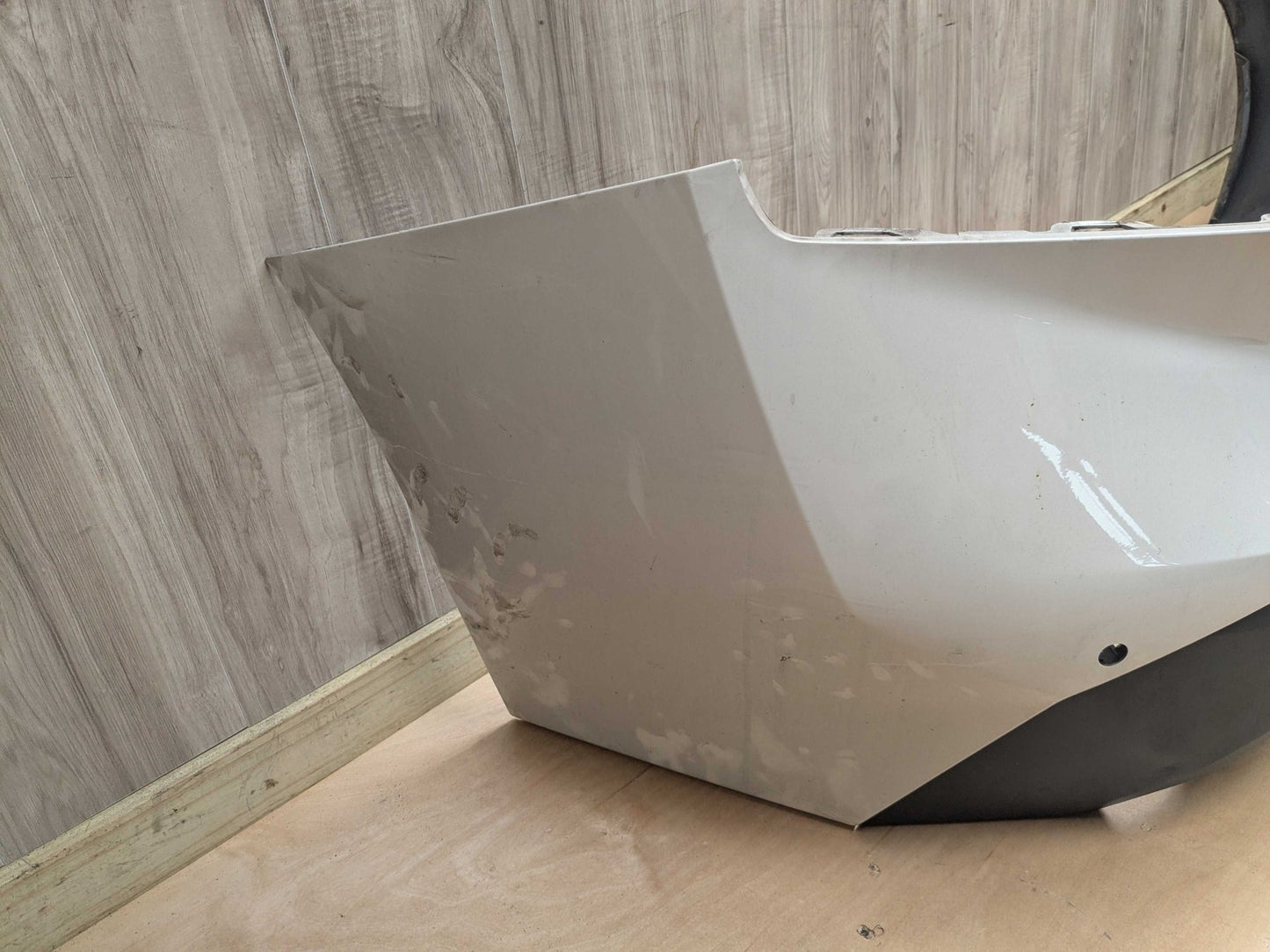 22-24 OEM BMW G42 230i 230iX B48 Rear Bumper Cover Panel w/ Diffuser White 300 ALPINWEISS III (300)