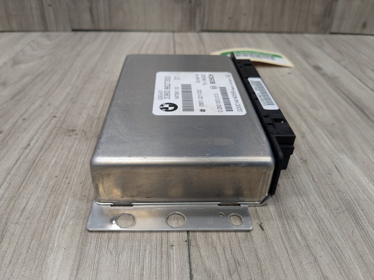 2014 BMW X5 F15 Rear locking differential control module