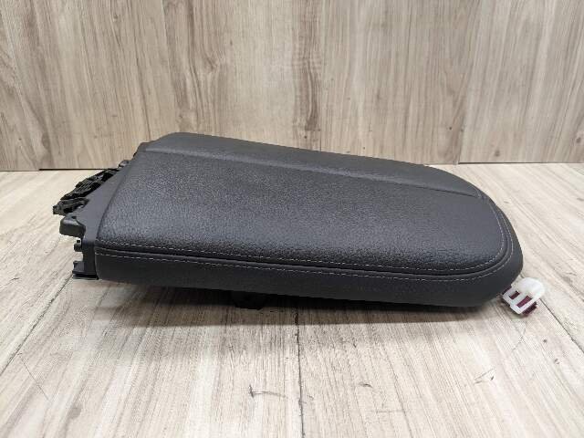 16-22 OEM BMW G11 G12 740 750 M760 Center Console Arm Rest Armrest Leather Black
